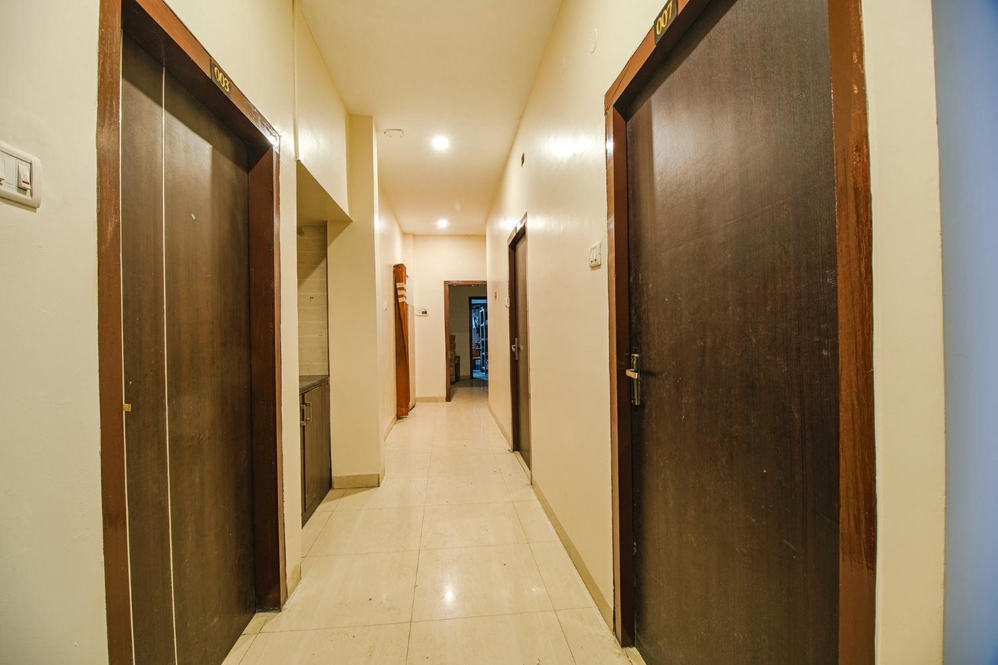 Hotel Fabexpress Anurag Residency Guwahati Esterno foto
