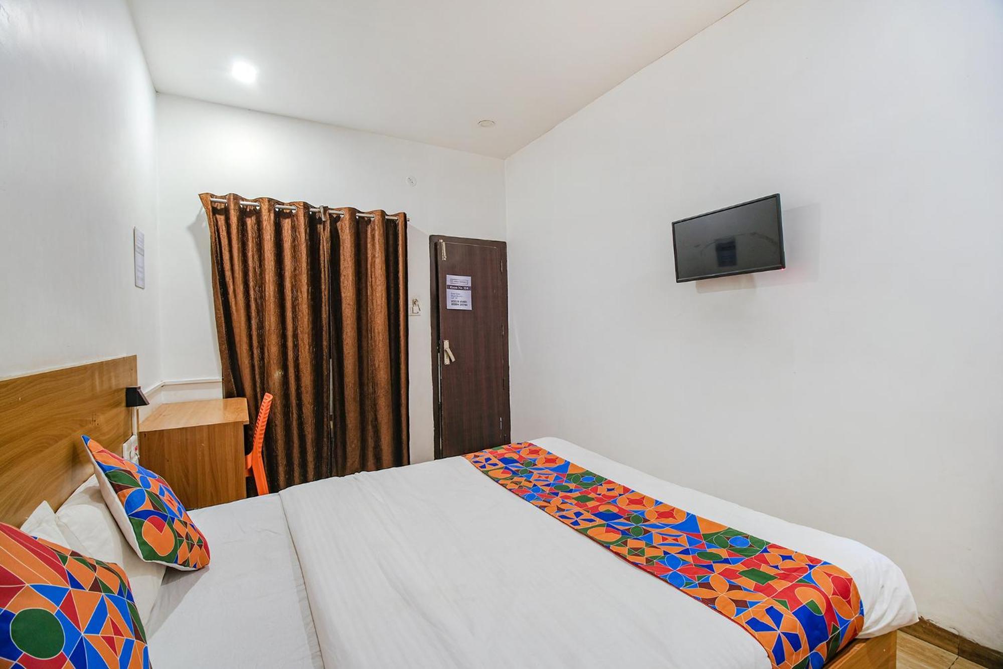 Hotel Fabexpress Anurag Residency Guwahati Esterno foto