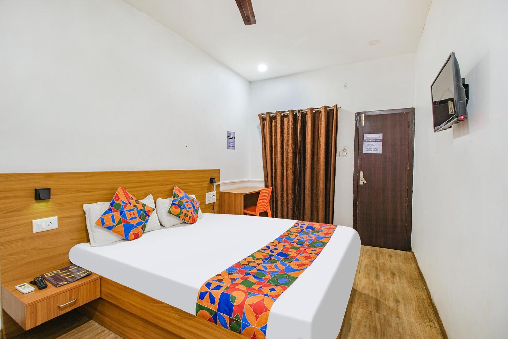 Hotel Fabexpress Anurag Residency Guwahati Esterno foto