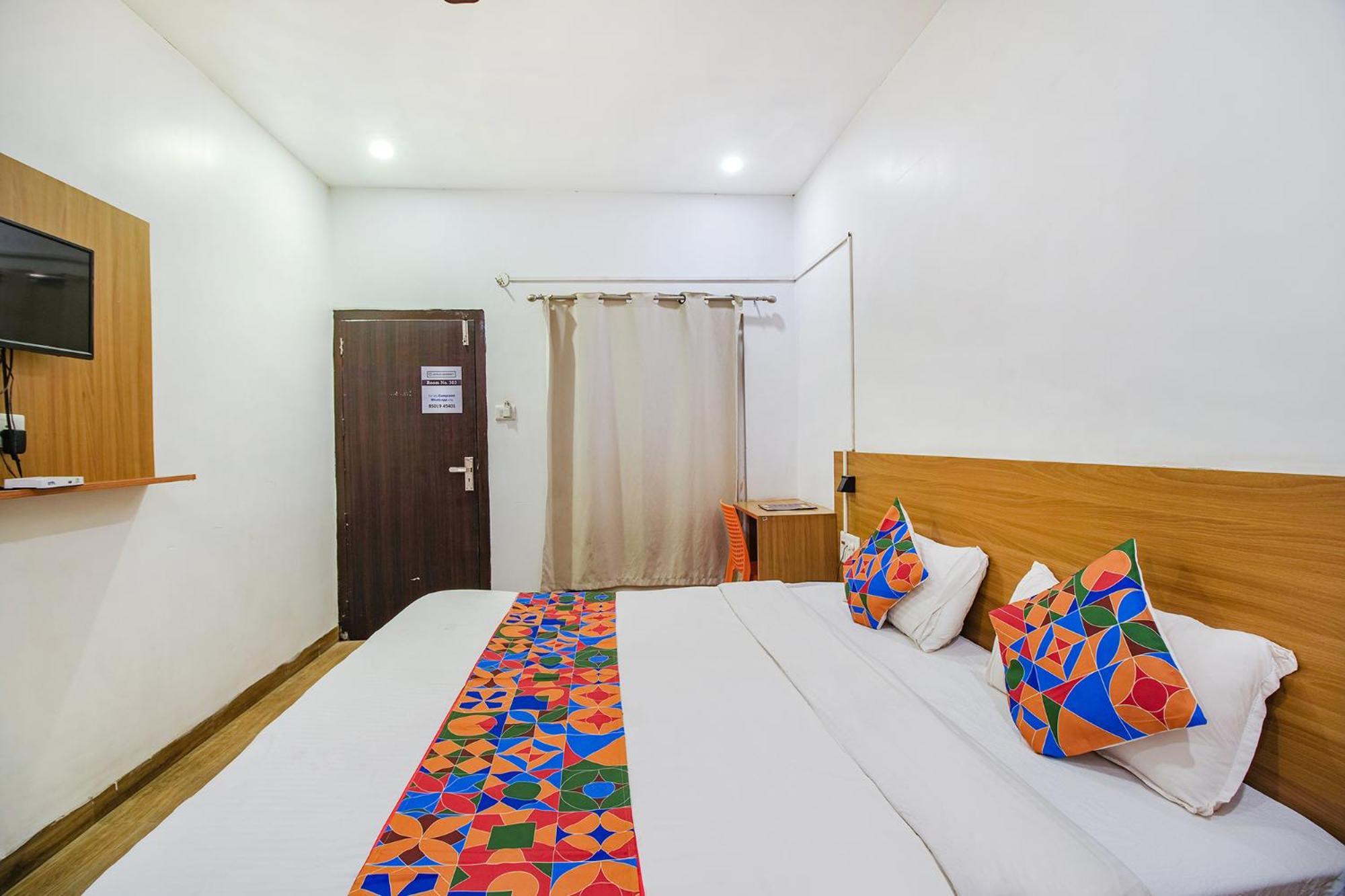 Hotel Fabexpress Anurag Residency Guwahati Esterno foto
